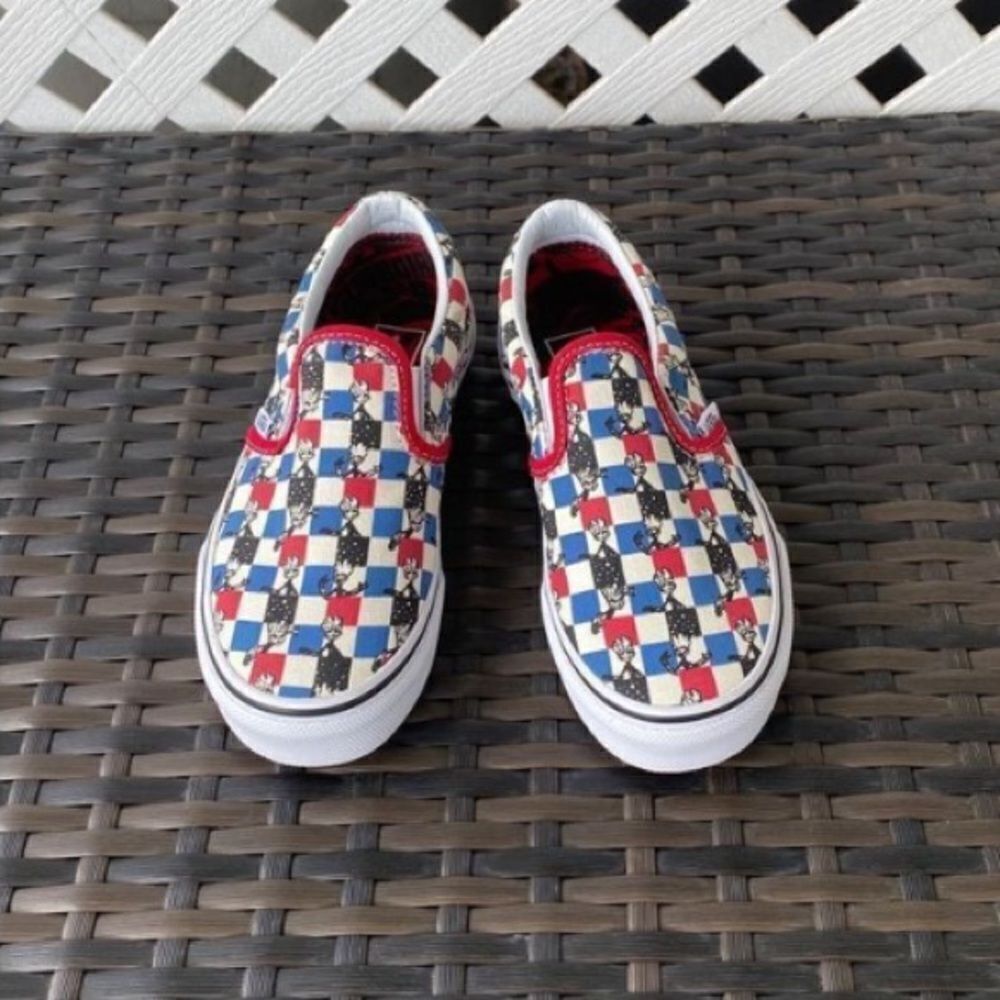 Vans Marvel kids size 13.5